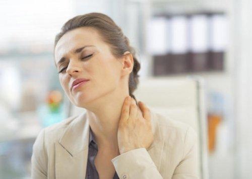 肩痛可能是什么原因 肩痛是什么引起的