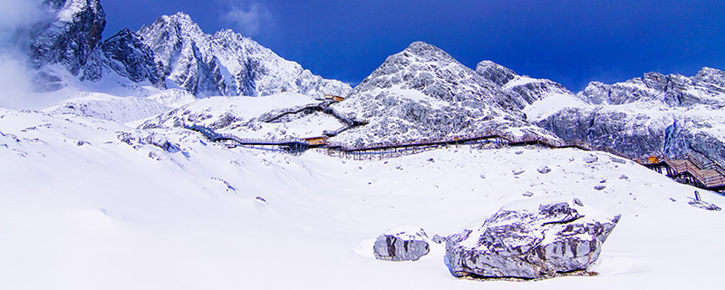 玉龙雪山海拔多少米 玉龙雪山的海拔是多高