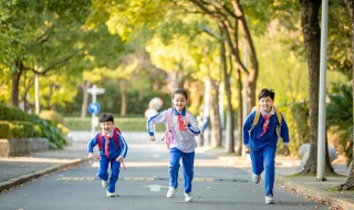 小孩子新年祝福 小孩子新年祝福语四字