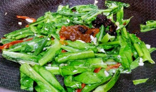 黄豆炒油麦菜怎么做 黄豆炒油麦菜怎么做好吃窍门