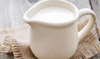 牛奶变质是什么样子 牛奶变质是什么样子