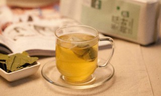 荷叶茶哺乳期可以适当喝吗 荷叶茶哺乳期可以适当喝吗女性