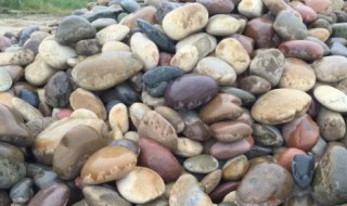 河里的鹅卵石是怎么形成的 河里面的鹅卵石