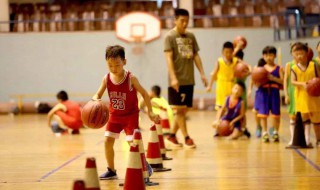 想打好篮球怎样练身体的柔韧性（想打好篮球怎样练身体的柔韧性和耐力）
