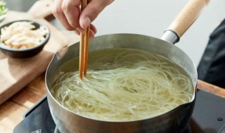 东北酸甜冷面汤的调制方法 东北酸甜冷面汤的调制方法是什么