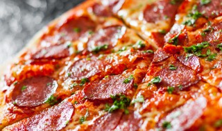 肉食披萨做法窍门 肉食披萨图片