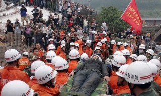 汶川地震的感人事迹 汶川地震时感人的事迹