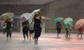 暴雨红色是什么级别（暴雨红色预警最严重吗）