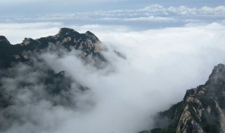 南岳衡山在哪个省（中岳嵩山在哪个省）