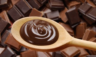 孕妇可以吃巧克力吗早期（孕期不能碰的18种食物）