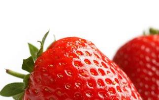 草莓的营养价值和食用功效 草莓的营养价值和食用功效一样吗