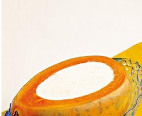 杏汁鲜奶炖木瓜原料和做法步骤 奶粉煮木瓜的做法大全