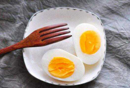 吃水煮蛋的八大好处 吃水煮蛋的坏处