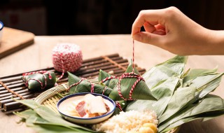 粽子叶是什么植物的叶子粽子味道 粽子的叶子是什么样的