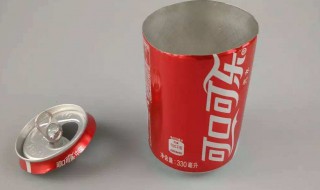 易拉罐可以放微波炉加热吗 易拉罐打开后可以放在微波炉里加热吗