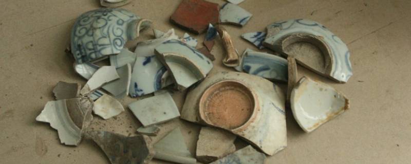碎瓷片的作用是什么 碎瓷片有什么作用