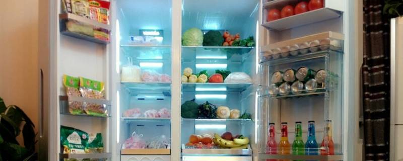 为什么热水不能放在冰箱里面 为什么热水不能放在冰箱里面冻