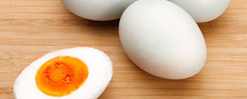 煮熟的鸭蛋可以放多久（普通鸭蛋煮熟了可以放多久）