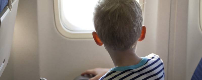 儿童单独乘坐飞机如何购票（儿童票单独买怎么买飞机）