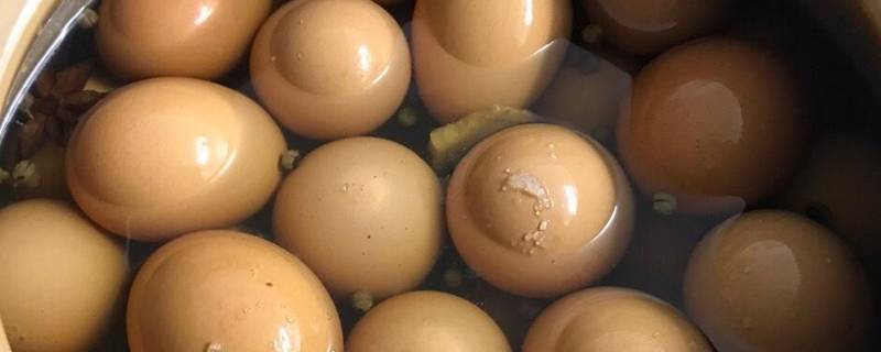腌鸡蛋的方法（简单腌鸡蛋的方法）