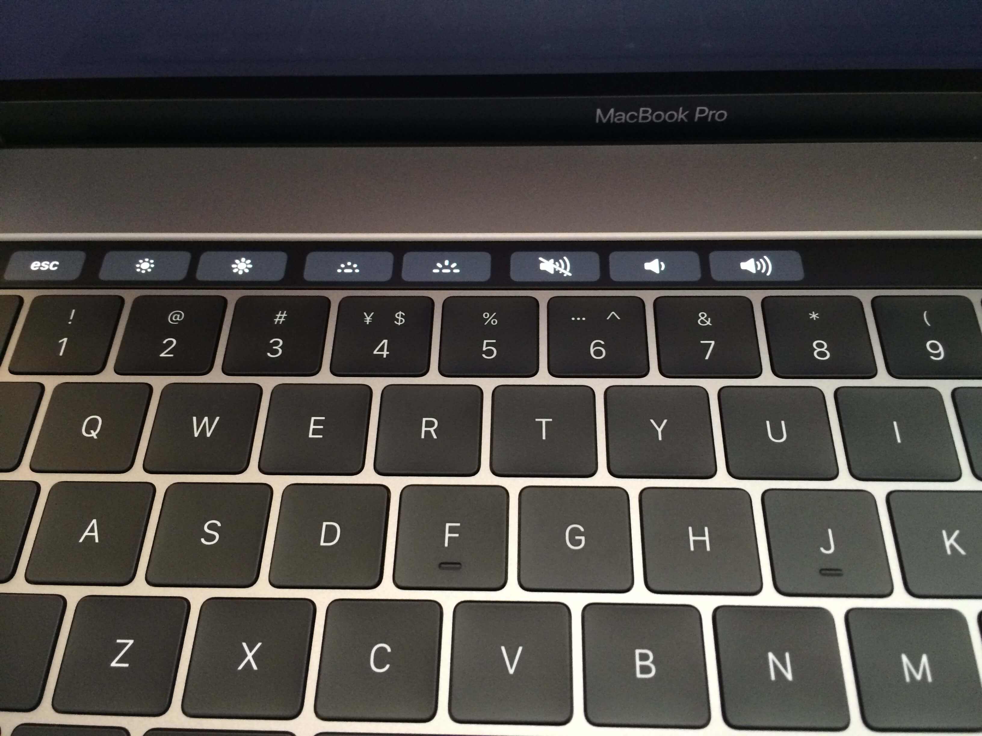 macbookpro怎么显示歌词在键盘 macbookpro怎么显示歌词在键盘网易云