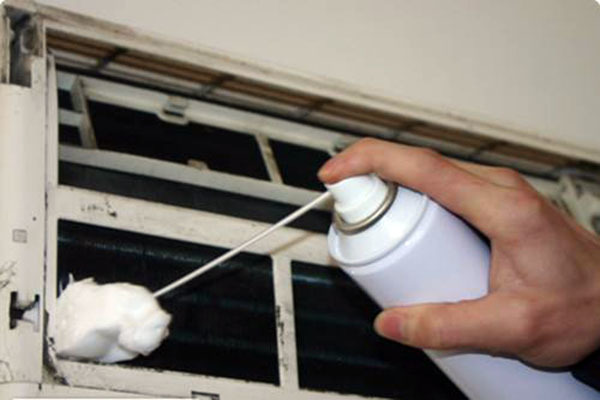 清洗空调污垢的方法 如何清洗空调的污垢