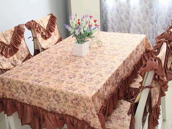 餐桌布是家具逼格利器 餐桌布实用吗