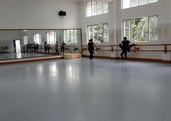 舞蹈地板价格 舞蹈塑胶地板优点