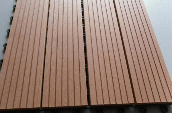 塑木地板和防腐地板主要有哪些区别 塑木地板和防腐木地板哪个贵