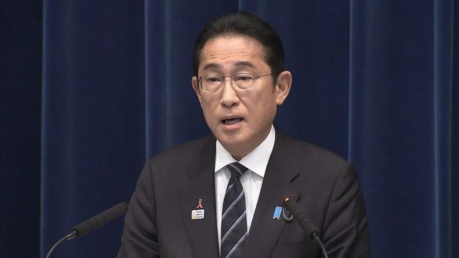 王毅会见日本外相上川阳子