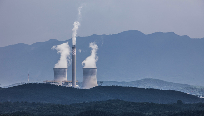 氢氧化亚铁在空气中被氧化方程式 氢氧化亚铁在空气中被氧化方程式和现象