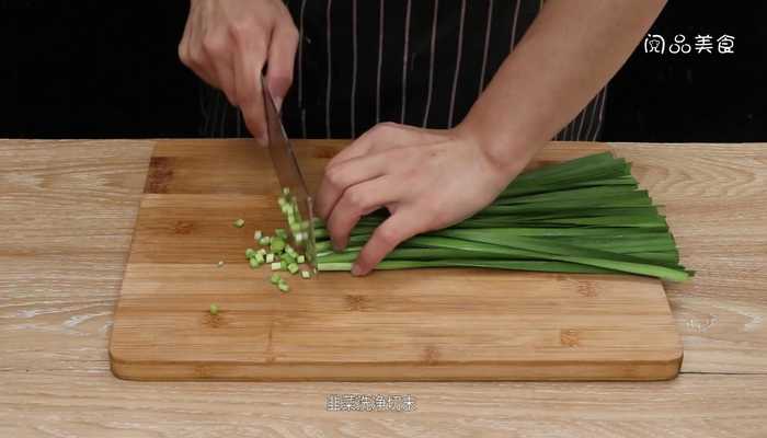 韭菜煎蛋饼 韭菜煎蛋饼的做法