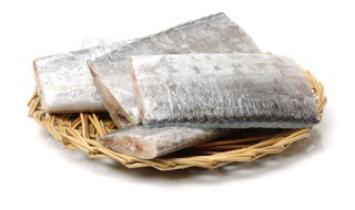 糖醋带鱼的制作方法是什么（糖醋带鱼的做法最正宗的做法窍门）