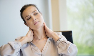 落枕颈椎痛怎么办快速缓解疼痛（落枕脖子疼痛怎么解决）