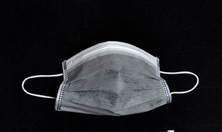 活性炭口罩的正确戴法 活性炭口罩的正确戴法图片