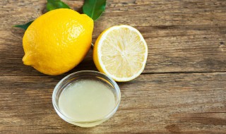 喝柠檬水有什么作用 喝柠檬水有什么作用与功效