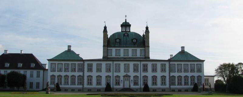 菲登斯堡宫被称为什么宫 非登斯堡宫