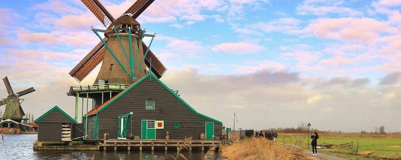 荷兰为什么被称为风车之国 荷兰为什么被称为风车之国运河之国呢