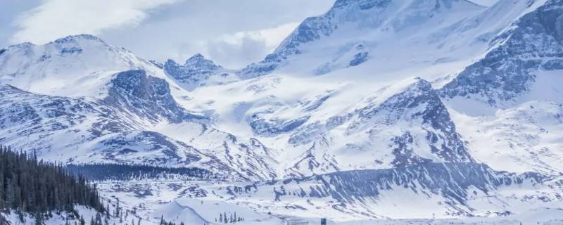 红军过雪山是哪座山 红军过雪山是哪座山修